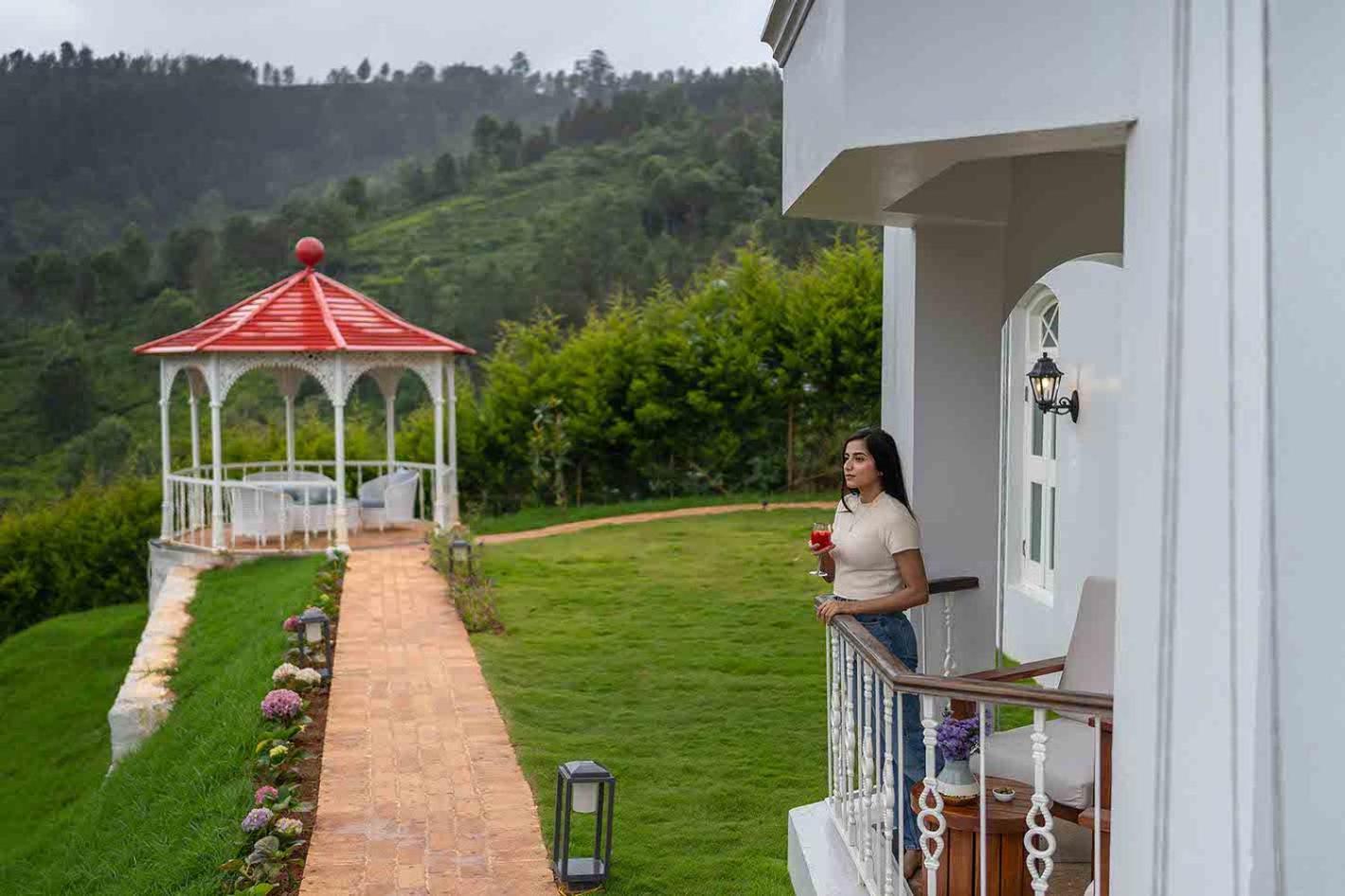 Lohonostays Villa Lansdowne Coonoor Exterior foto